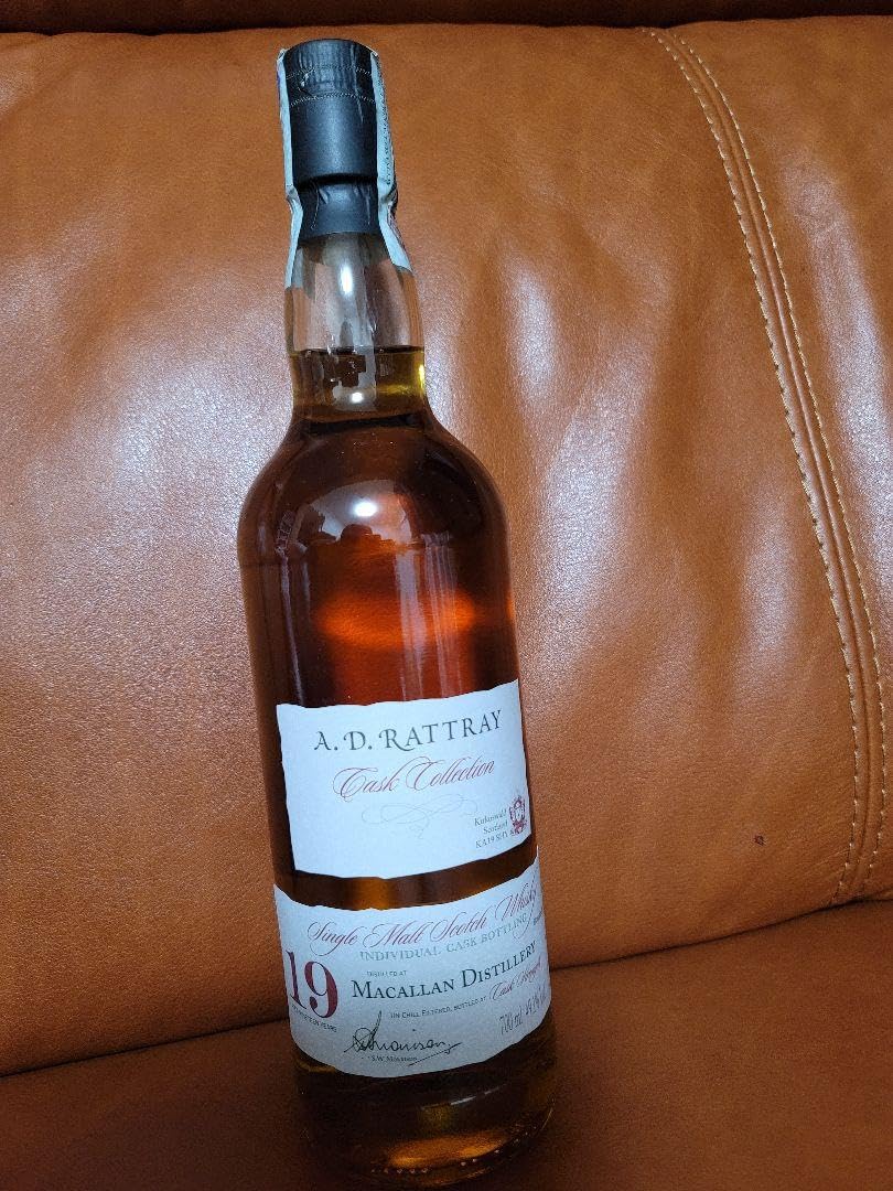 Amazon.co.jp: マッカラン 19年 バーボン樽熟成 ボトラーズ